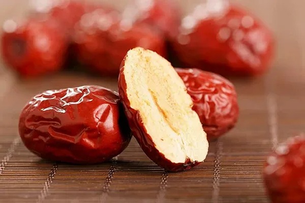 خرید عناب گلابی اوکراینی + قیمت فروش استثنایی